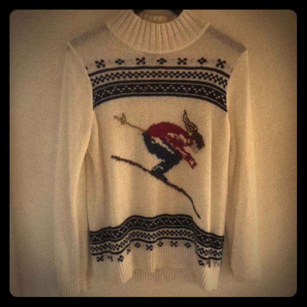 Eddie Bauer Women’s Sweater Size Medium